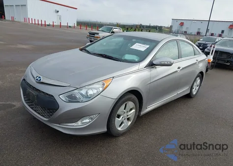 2011 Hyundai Sonata Hybrid from USA, damaged, VIN KMHEC4A40BA003270